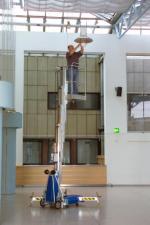 टेलीस्कोपिक बूम लिफ्ट सिंगल वर्टिकल मास्ट बूम लिफ्ट ALP-Lift PHC 1000 S CinemaLift