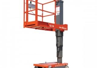 टेलीस्कोपिक बूम लिफ्ट सिंगल वर्टिकल मास्ट बूम लिफ्ट Skyjack SJ 16