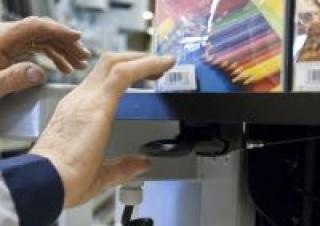 टेलीस्कोपिक बूम लिफ्ट सिंगल वर्टिकल मास्ट बूम लिफ्ट Bravi Spin-Go 