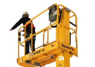 टेलीस्कोपिक बूम लिफ्ट सिंगल वर्टिकल मास्ट बूम लिफ्ट Haulotte STAR 13