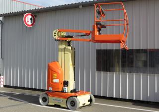 टेलीस्कोपिक बूम लिफ्ट सिंगल वर्टिकल मास्ट बूम लिफ्ट JLG-Toucan Toucan 8E-L