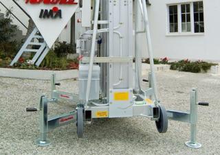 टेलीस्कोपिक बूम लिफ्ट सिंगल वर्टिकल मास्ट बूम लिफ्ट Faraone ZP 14-150 I  