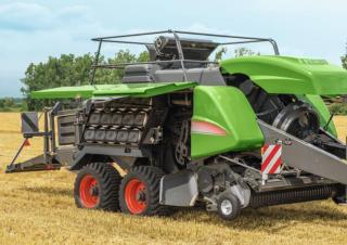 स्क्वायर बेलर Fendt 12130