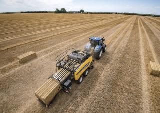 स्क्वायर बेलर New Holland BB 1290 Plus