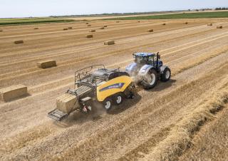 स्क्वायर बेलर New Holland BB 1290 Plus