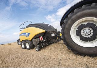 स्क्वायर बेलर New Holland BB 1290 Plus