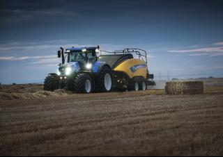 स्क्वायर बेलर New Holland BB 1290 RC Plus