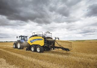 स्क्वायर बेलर New Holland BB 1290 RC Plus