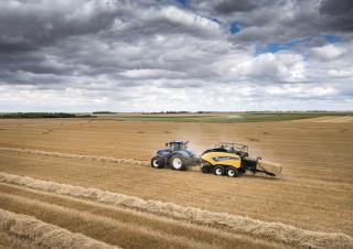 स्क्वायर बेलर New Holland BB 1290 RC Plus