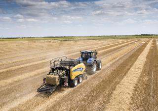 स्क्वायर बेलर New Holland BB 1290 RC Plus