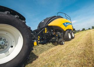 स्क्वायर बेलर New Holland BB 870 Plus
