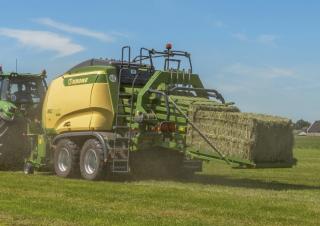 स्क्वायर बेलर Krone BiG Pack 1270 VC