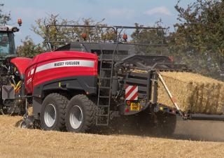 स्क्वायर बेलर Massey Ferguson MF 2370UHDTP