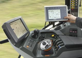 स्क्वायर बेलर Claas Quadrant 4000