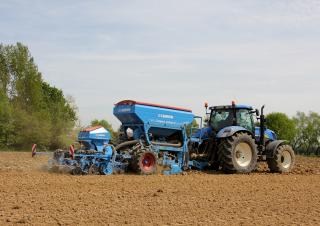 सोइंग मशीन Lemken Azurit 9/4.75