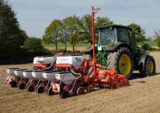 सोइंग मशीन Kuhn Planter 3 R