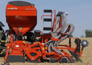 सोइंग मशीन Kubota SD3301CMP