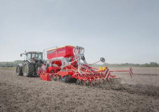 सोइंग मशीन Pöttinger Terrasem R 4 fertilizer