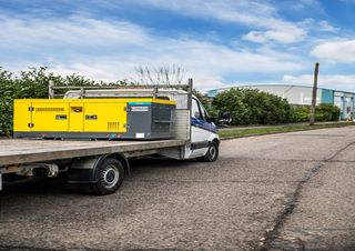 एयर कंप्रेसर स्टेशनरी एयर कंप्रेसर - डीजल, इलेक्ट्रिक, गैसोलीन Atlas Copco Utility U 190 PACE