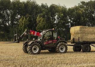 टेलीहैंडलर Case IH Farmlift 737