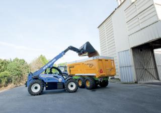 टेलीहैंडलर New Holland LM 7.35