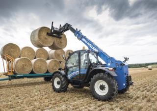 टेलीहैंडलर New Holland LM 7.42 Elite