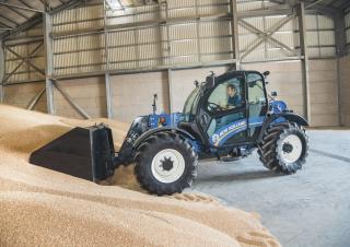 टेलीहैंडलर New Holland LM 7.42 Elite