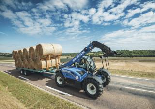 टेलीहैंडलर New Holland LM 7.42 Elite