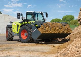 टेलीहैंडलर Claas Scorpion 746
