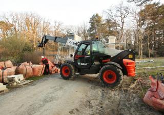 टेलीहैंडलर Bobcat T35.130S 75 IV