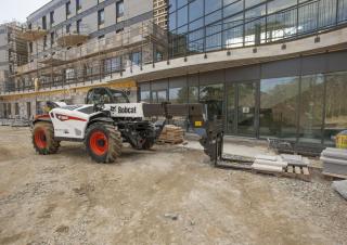 टेलीहैंडलर Bobcat T35.130SLP 100 IV