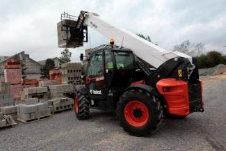 टेलीहैंडलर Bobcat T40140 IIIB