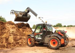 टेलीहैंडलर Bobcat TL30.60 AGRI Low Cab 100 IV