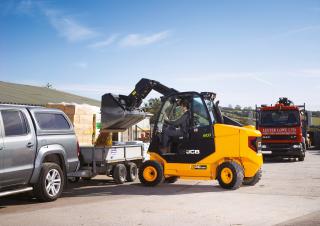 टेलीहैंडलर JCB TLT30D 