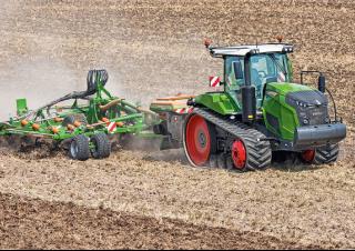 ट्रैक ट्रैक्टर Fendt 938 Vario MT