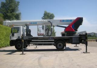 टेलीस्कोपिक बूम लिफ्ट ट्रक माउंटेड टेलीस्कोपिक बूम लिफ्ट CTE B-LIFT 430 HR