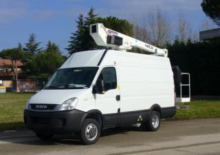टेलीस्कोपिक बूम लिफ्ट ट्रक माउंटेड टेलीस्कोपिक बूम लिफ्ट GSR E140TJV Basic 