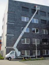 टेलीस्कोपिक बूम लिफ्ट ट्रक माउंटेड टेलीस्कोपिक बूम लिफ्ट TEUPEN Euro B 16 T