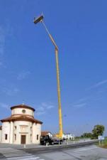टेलीस्कोपिक बूम लिफ्ट ट्रक माउंटेड टेलीस्कोपिक बूम लिफ्ट Multitel J 347.600