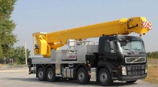 टेलीस्कोपिक बूम लिफ्ट ट्रक माउंटेड टेलीस्कोपिक बूम लिफ्ट Multitel J 347.600