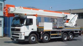 टेलीस्कोपिक बूम लिफ्ट ट्रक माउंटेड टेलीस्कोपिक बूम लिफ्ट Multitel J 352 TA