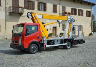 टेलीस्कोपिक बूम लिफ्ट ट्रक माउंटेड टेलीस्कोपिक बूम लिफ्ट Multitel MJ 201 S