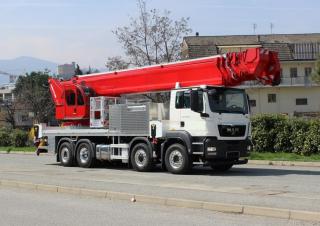 टेलीस्कोपिक बूम लिफ्ट ट्रक माउंटेड टेलीस्कोपिक बूम लिफ्ट Multitel MJ 685