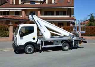 टेलीस्कोपिक बूम लिफ्ट ट्रक माउंटेड टेलीस्कोपिक बूम लिफ्ट Multitel MT 162 EX