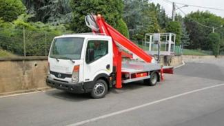 टेलीस्कोपिक बूम लिफ्ट ट्रक माउंटेड टेलीस्कोपिक बूम लिफ्ट Multitel MT 222 AZ