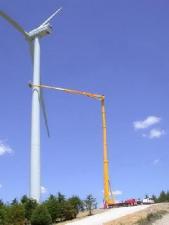 टेलीस्कोपिक बूम लिफ्ट ट्रक माउंटेड टेलीस्कोपिक बूम लिफ्ट Bronto Skylift S 104 HLA