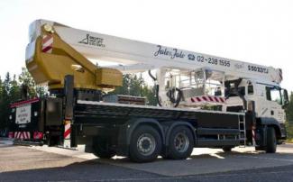 टेलीस्कोपिक बूम लिफ्ट ट्रक माउंटेड टेलीस्कोपिक बूम लिफ्ट Bronto Skylift S 50 XDTJ