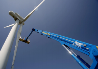 टेलीस्कोपिक बूम लिफ्ट ट्रक माउंटेड टेलीस्कोपिक बूम लिफ्ट Bronto Skylift S38XDT