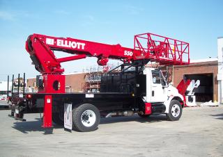 टेलीस्कोपिक बूम लिफ्ट ट्रक माउंटेड टेलीस्कोपिक बूम लिफ्ट Elliott Equipment S50R SkyWalk