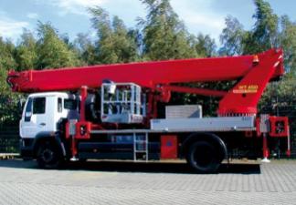 टेलीस्कोपिक बूम लिफ्ट ट्रक माउंटेड टेलीस्कोपिक बूम लिफ्ट Wumag-Palfinger WT 450